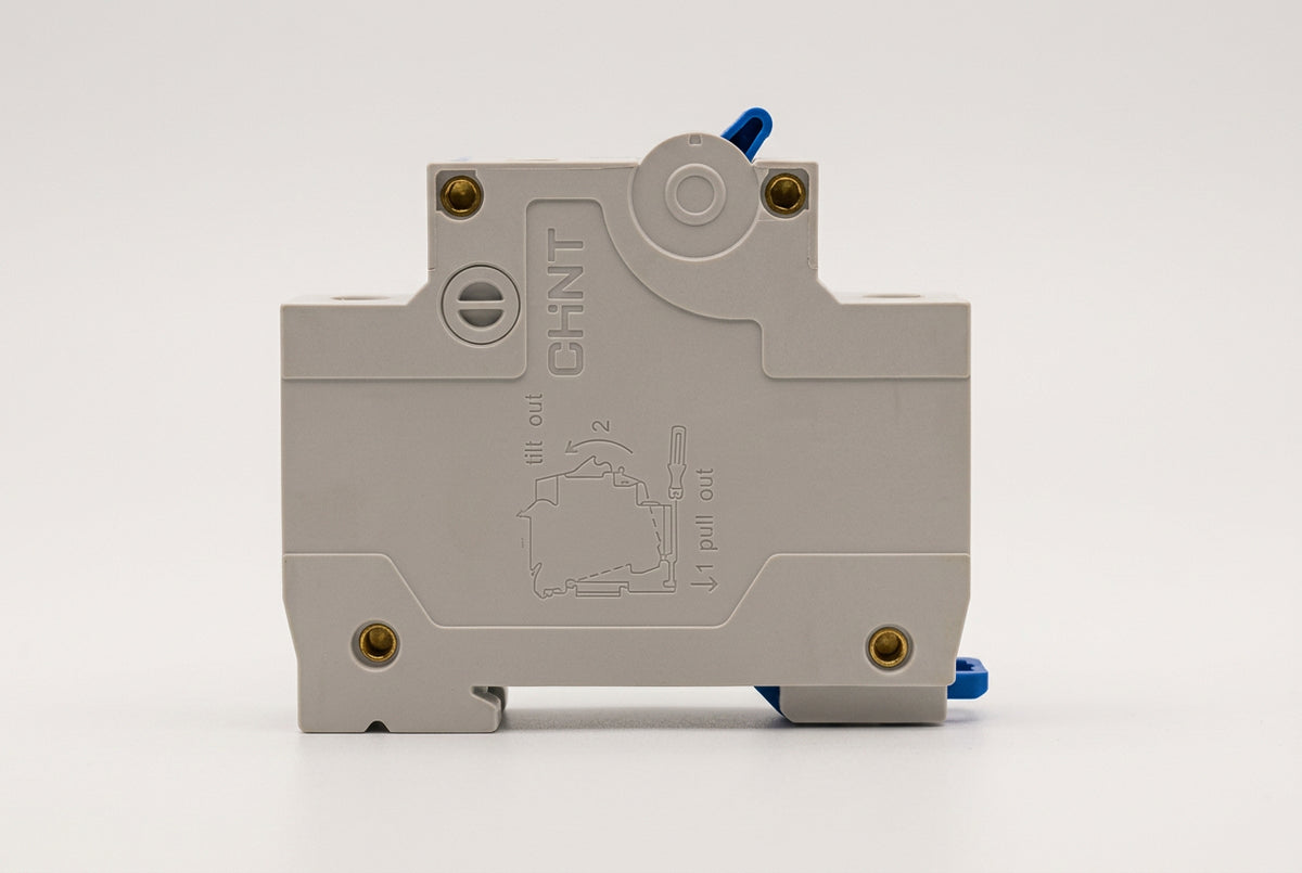 Interruptor de circuito automático (125A) Talaria Sting R